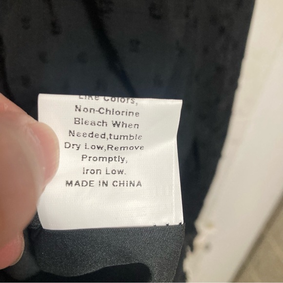 ⚡️NWOT Women’s 3/4 sleeve flowy top size medium - Picture 6 of 6